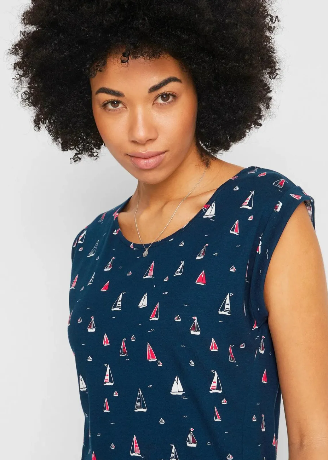 bonprix Kleider|Bekleidung·Pullover & Strickjacken^Shirtkleid mit Flügelärmeln und Druck dunkelblau bedruckt