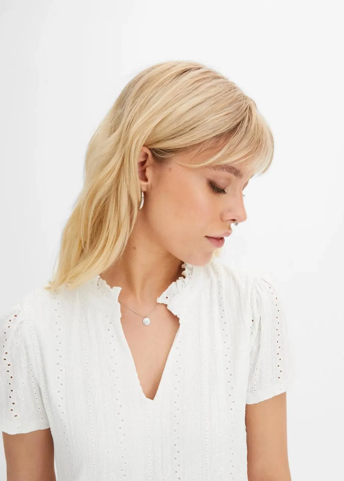 bonprix Bekleidung·Pullover & Strickjacken|Kleider^Shirtkleid mit Spitze weiß