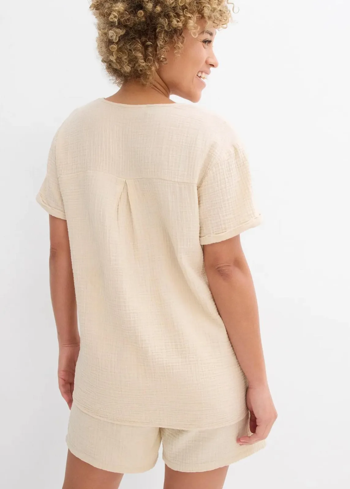 bonprix Bekleidung·Jacken & Mäntel|Blusen & Tuniken^Shirt-Tunika aus softem Musselin hellsand