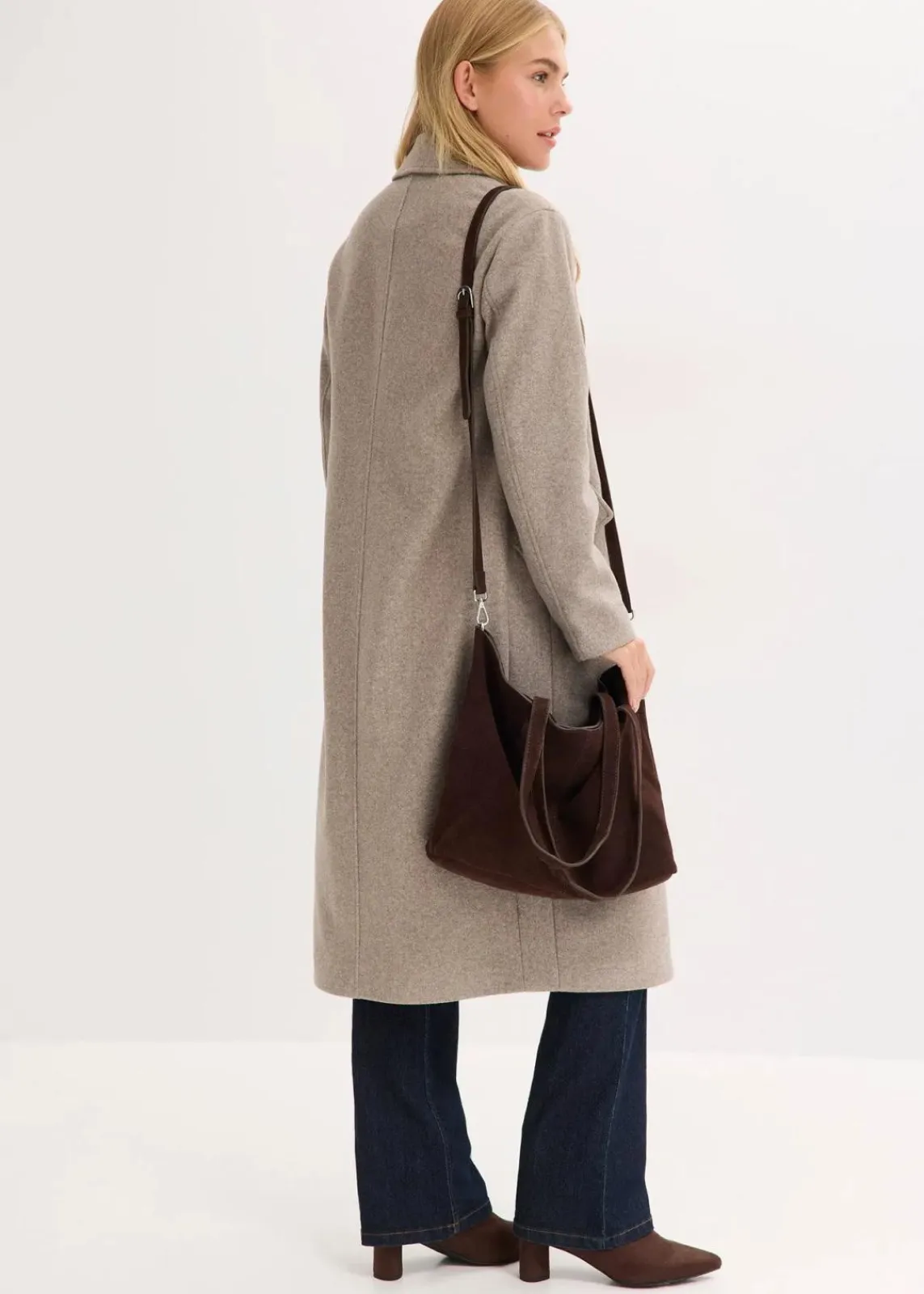 bonprix Taschen^Shopper aus Veloursleder dunkelbraun