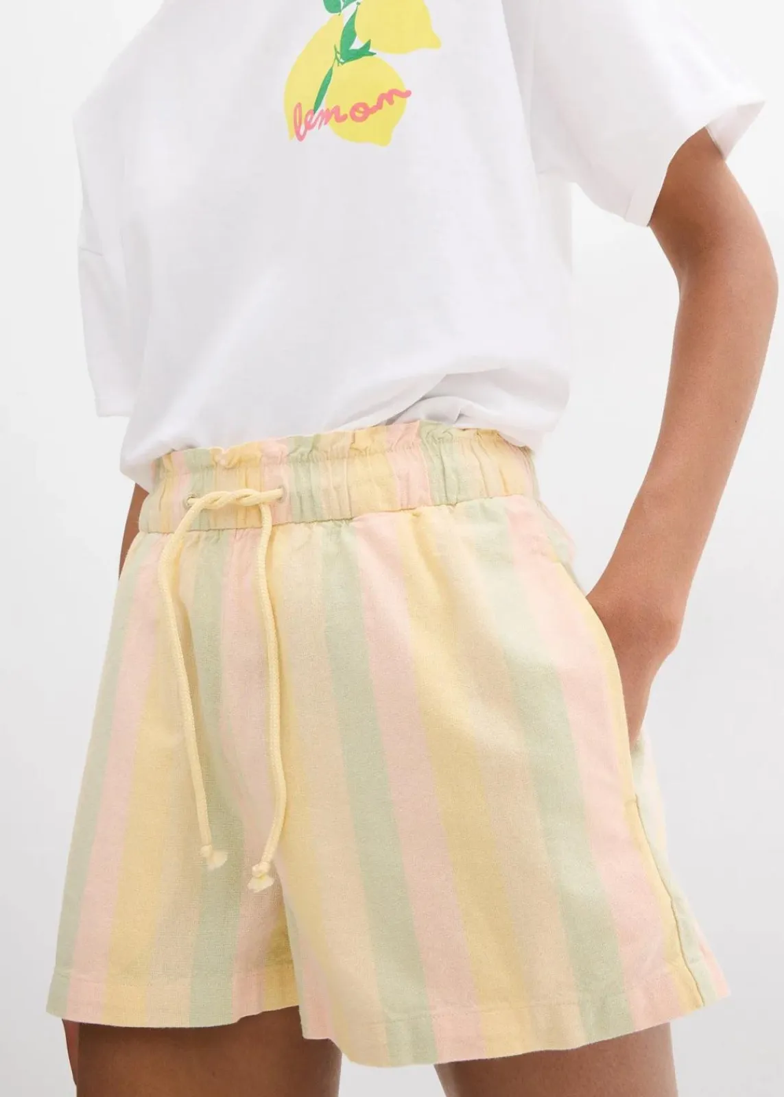 bonprix Shorts|Hosen^Shorts aus luftigem Leinen-Mix natur längs gestreift