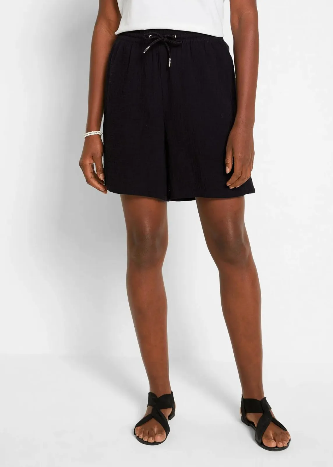 bonprix Bekleidung·Outdoorbekleidung|Bekleidung·Kleider^Shorts aus Musselin schwarz