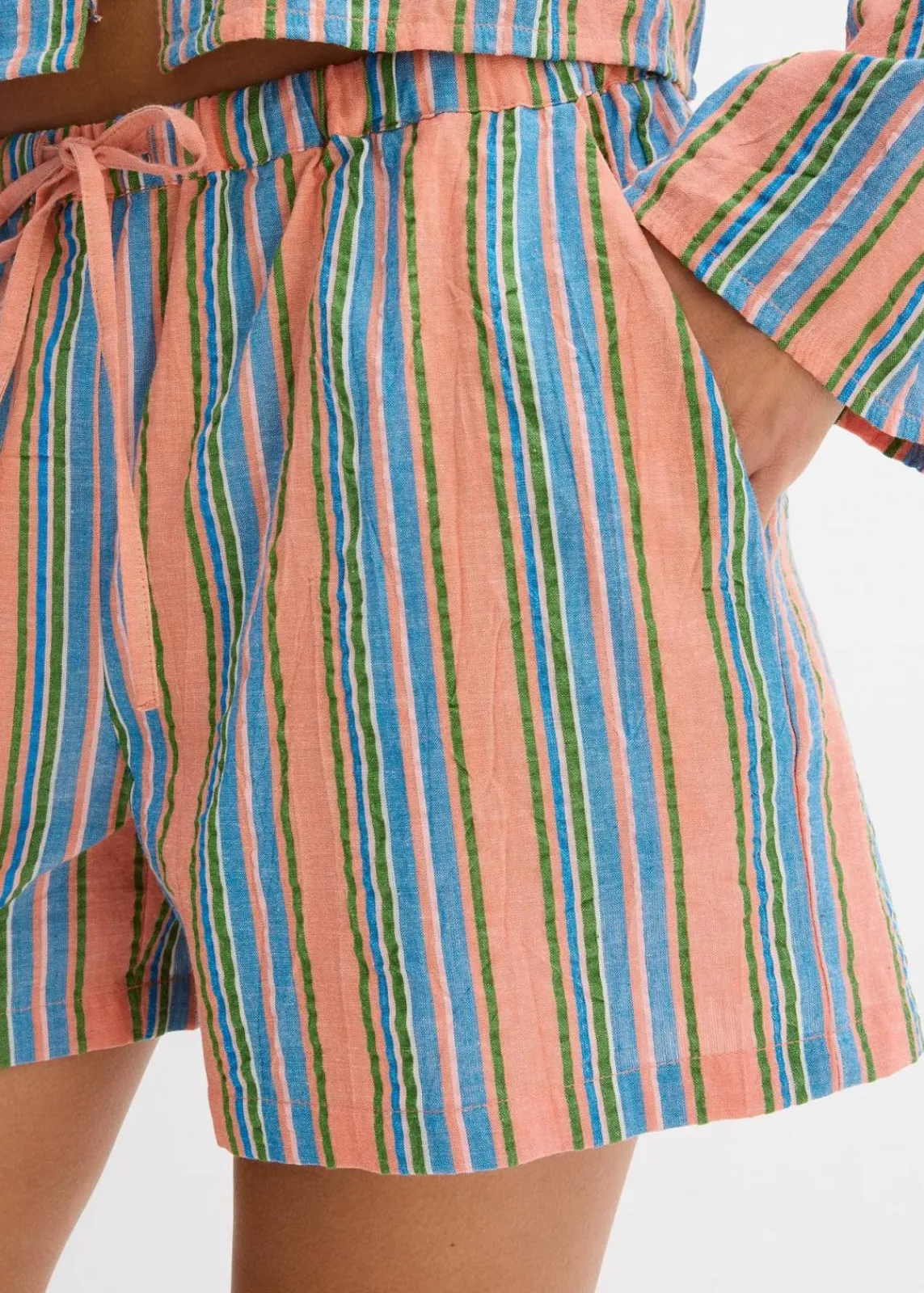 bonprix Bekleidung·Outdoorbekleidung|Bekleidung·Kleider^Shorts aus reiner Baumwolle bunt gestreift