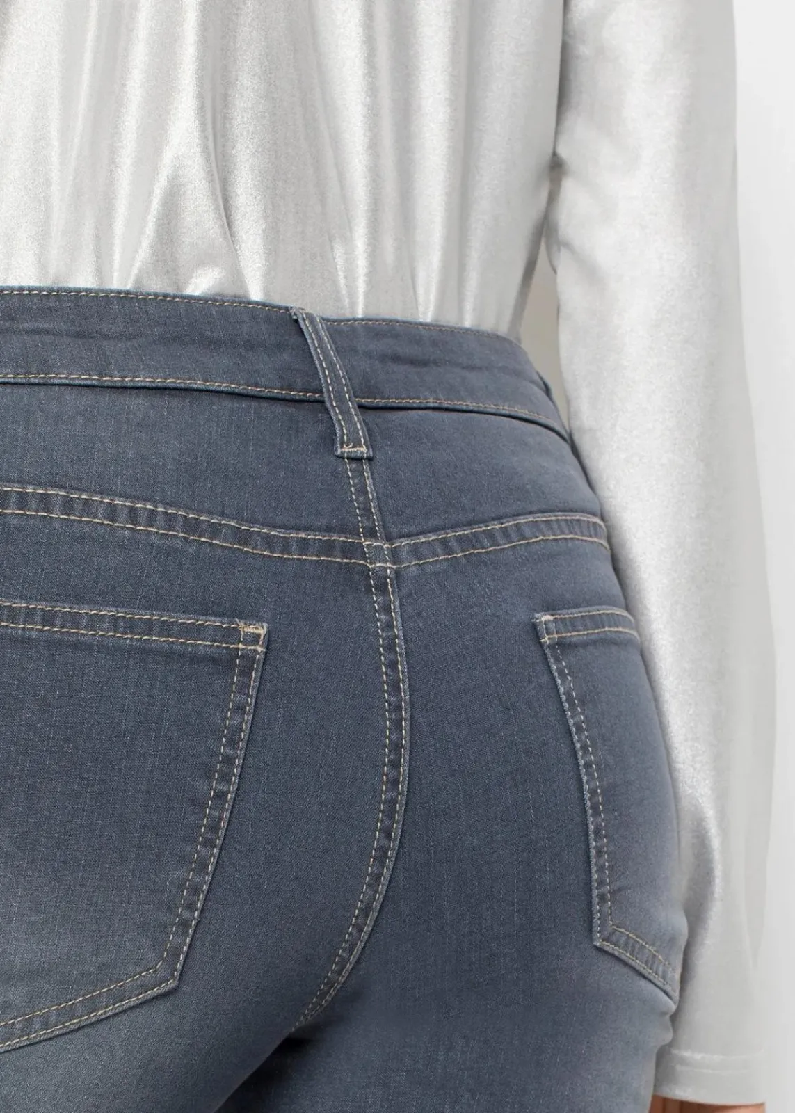 bonprix Bekleidung·Shirts & Tops|Jeans^Skinny-Jeans Low Waist mit Sternendesign blue grey denim