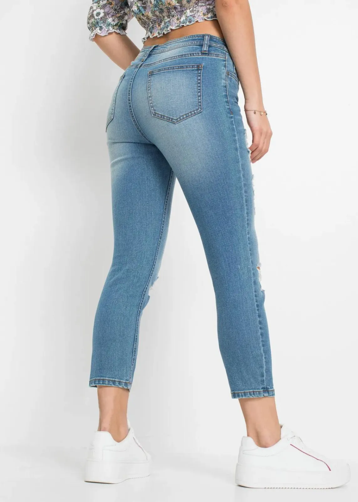 bonprix Jeans^Skinny-Jeans, Mid Waist, Destroyed hellblau denim