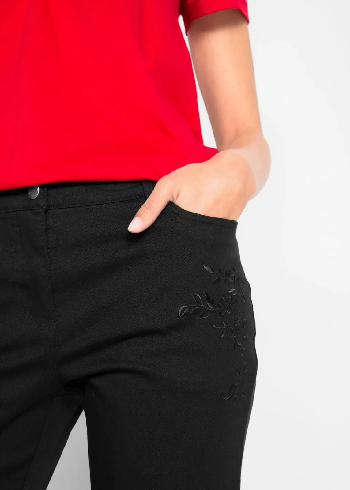 bonprix Bekleidung·Kleider|Hosen^Slim Fit Jeans, Mid Waist, cropped schwarz