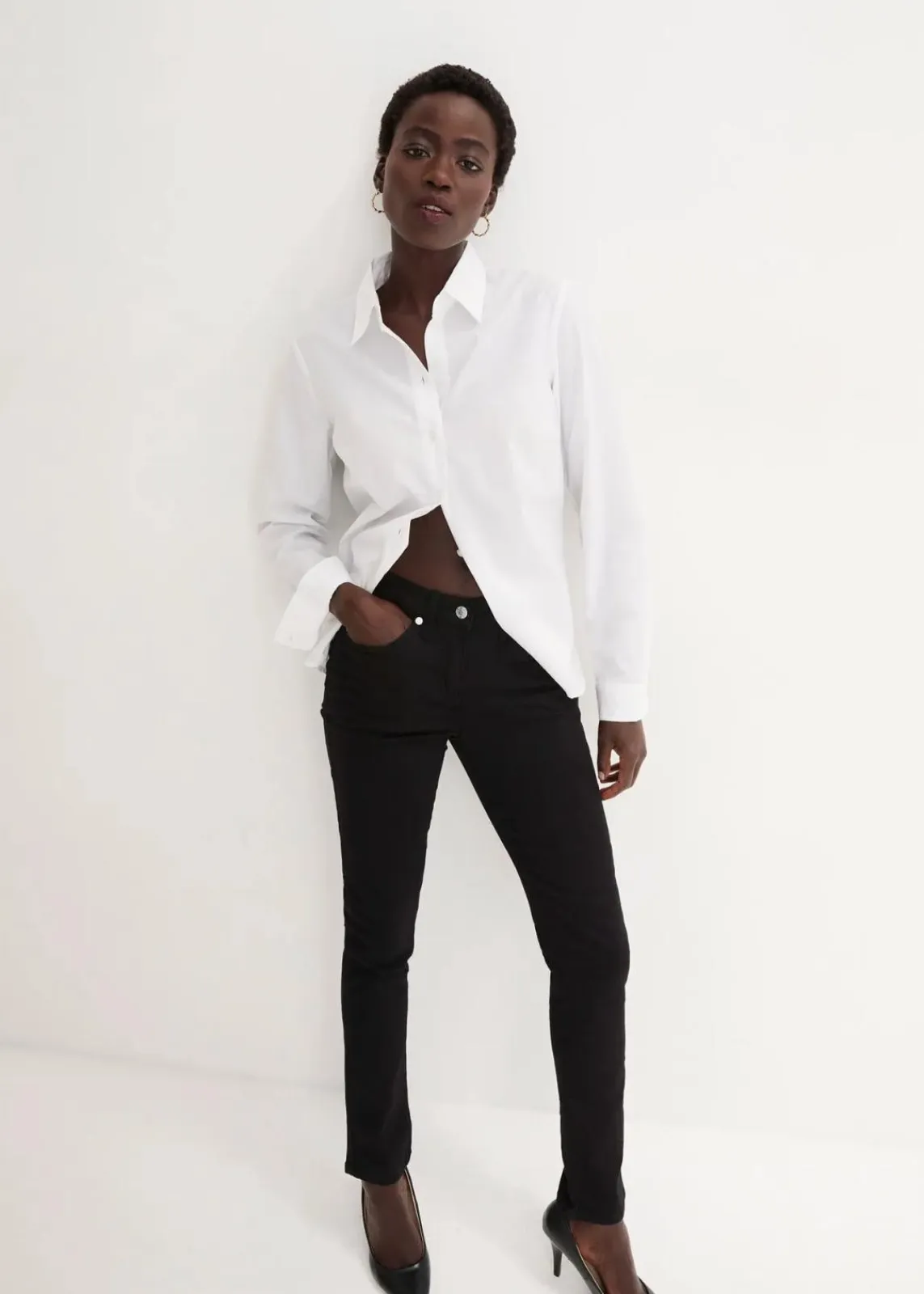 bonprix Jeans|Kurzgrößen^Slim-Fit-Jeans Mid Waist, Super Stretch black stone