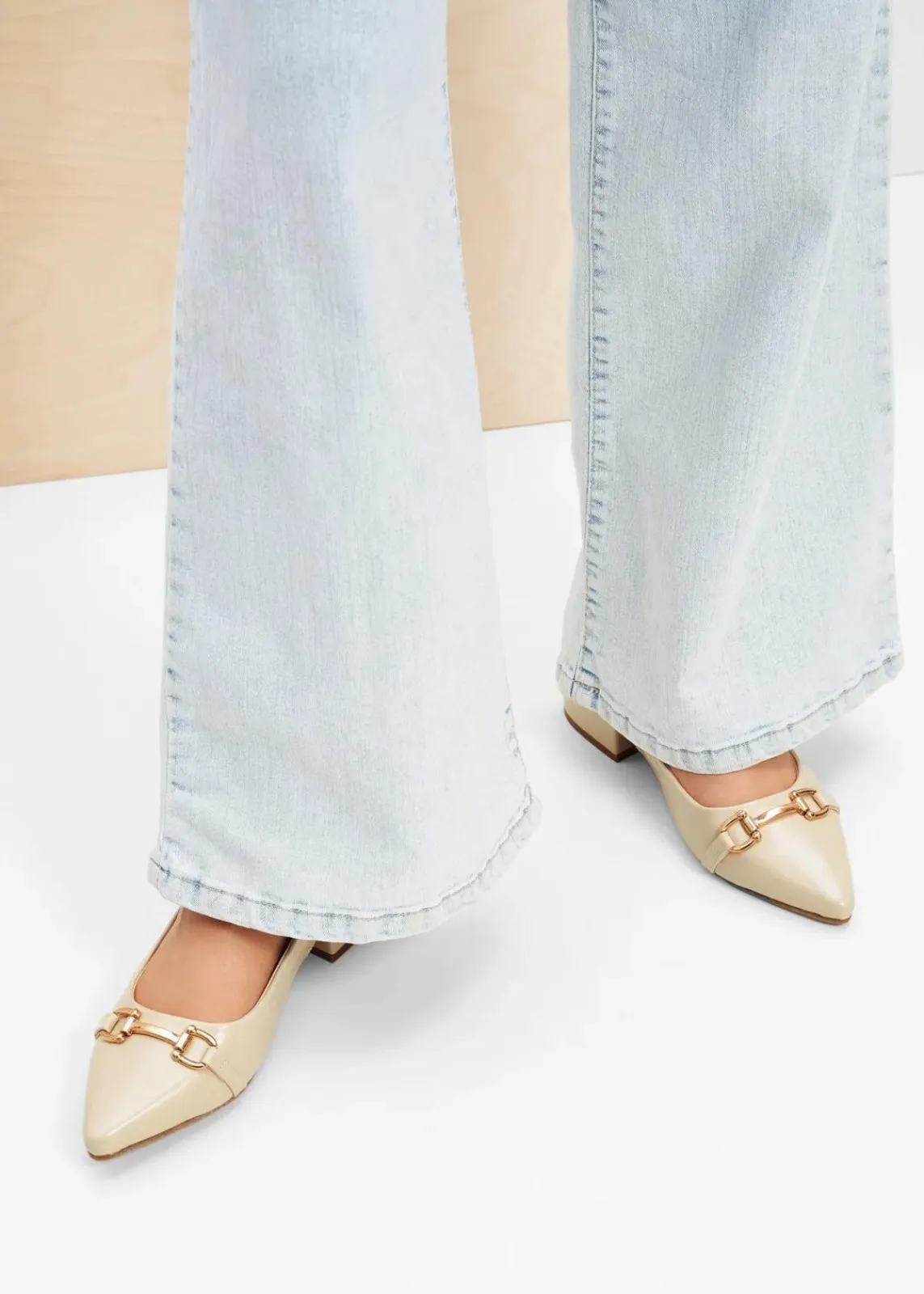 bonprix Pumps^Slingpumps mit flachem Absatz beige