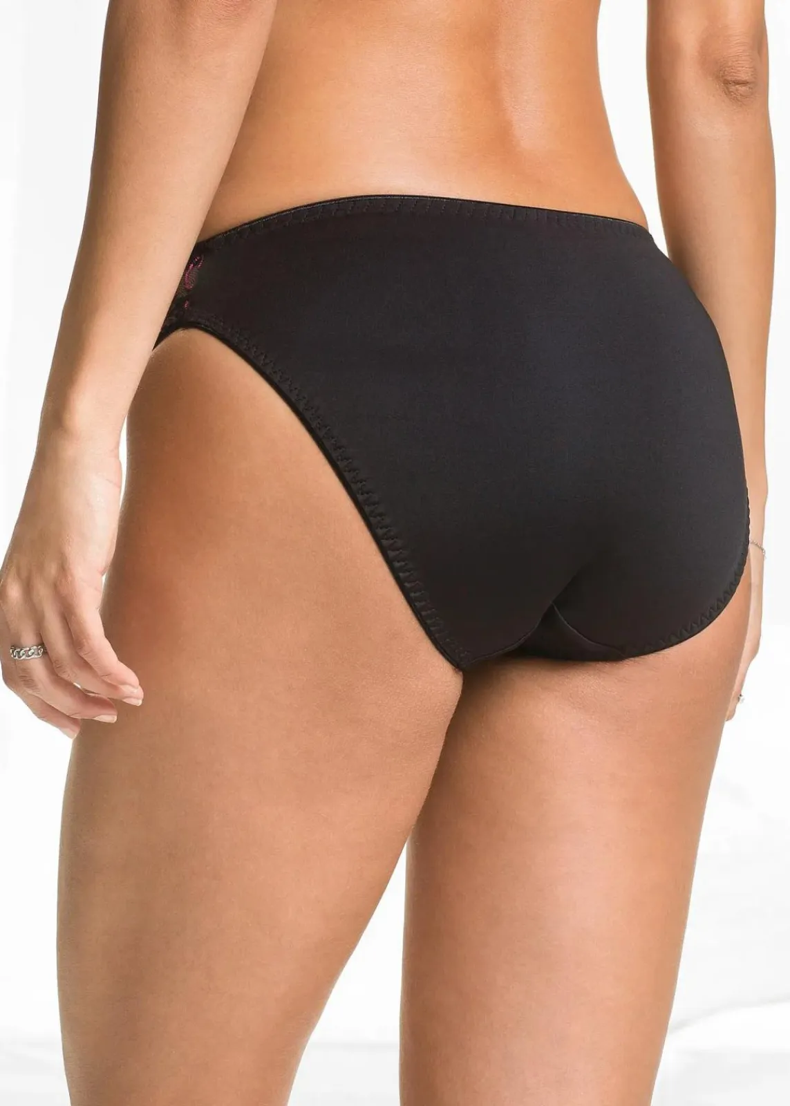 bonprix Wäsche·Dessous|Wäsche·Höschen^Slip mit Spitze (3er Pack) schwarz/pink + schwarz/grau + schwarz/türkis