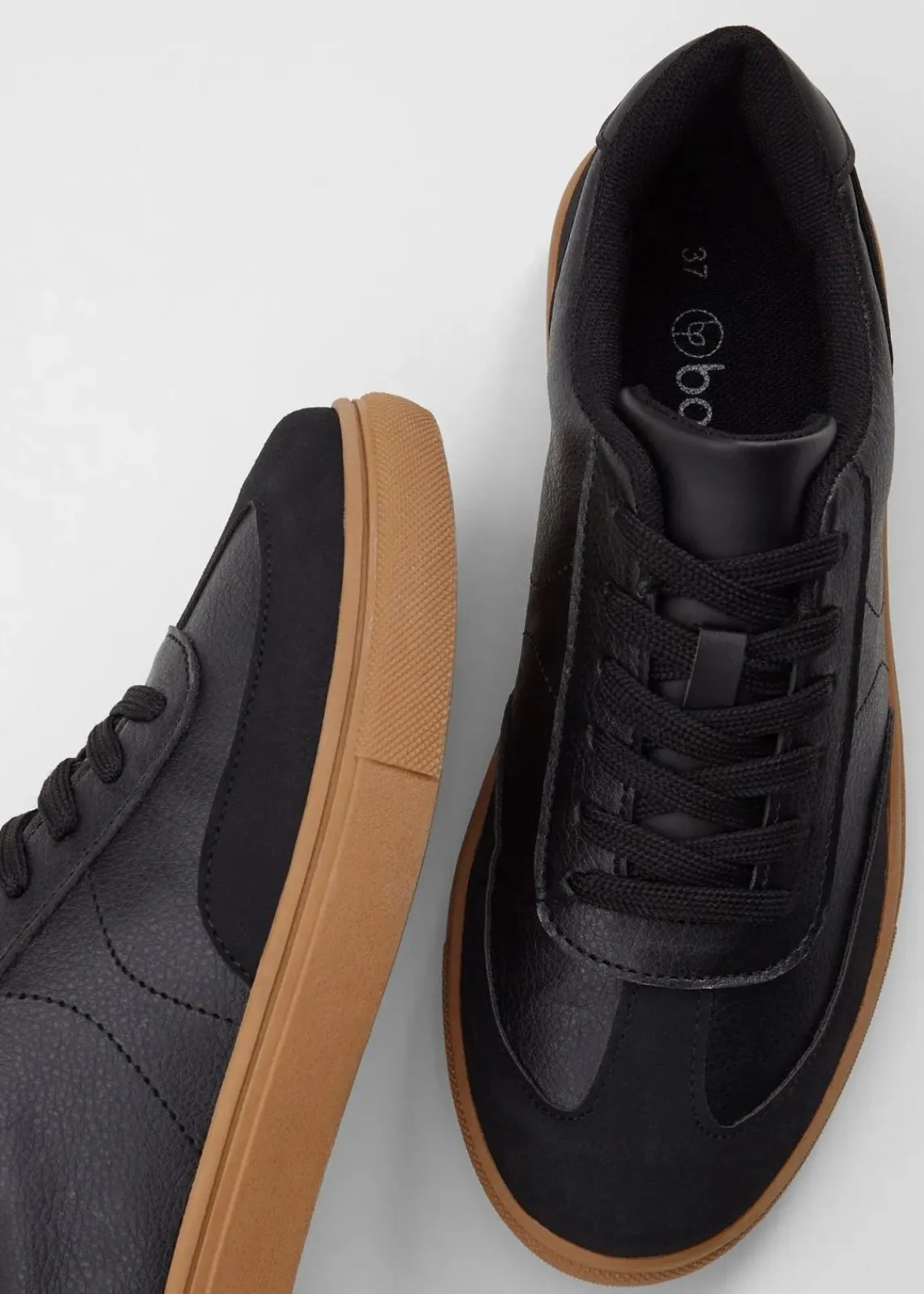 bonprix Sneaker|Sport- & Trekkingschuhe^Sneaker im Retrolook schwarz