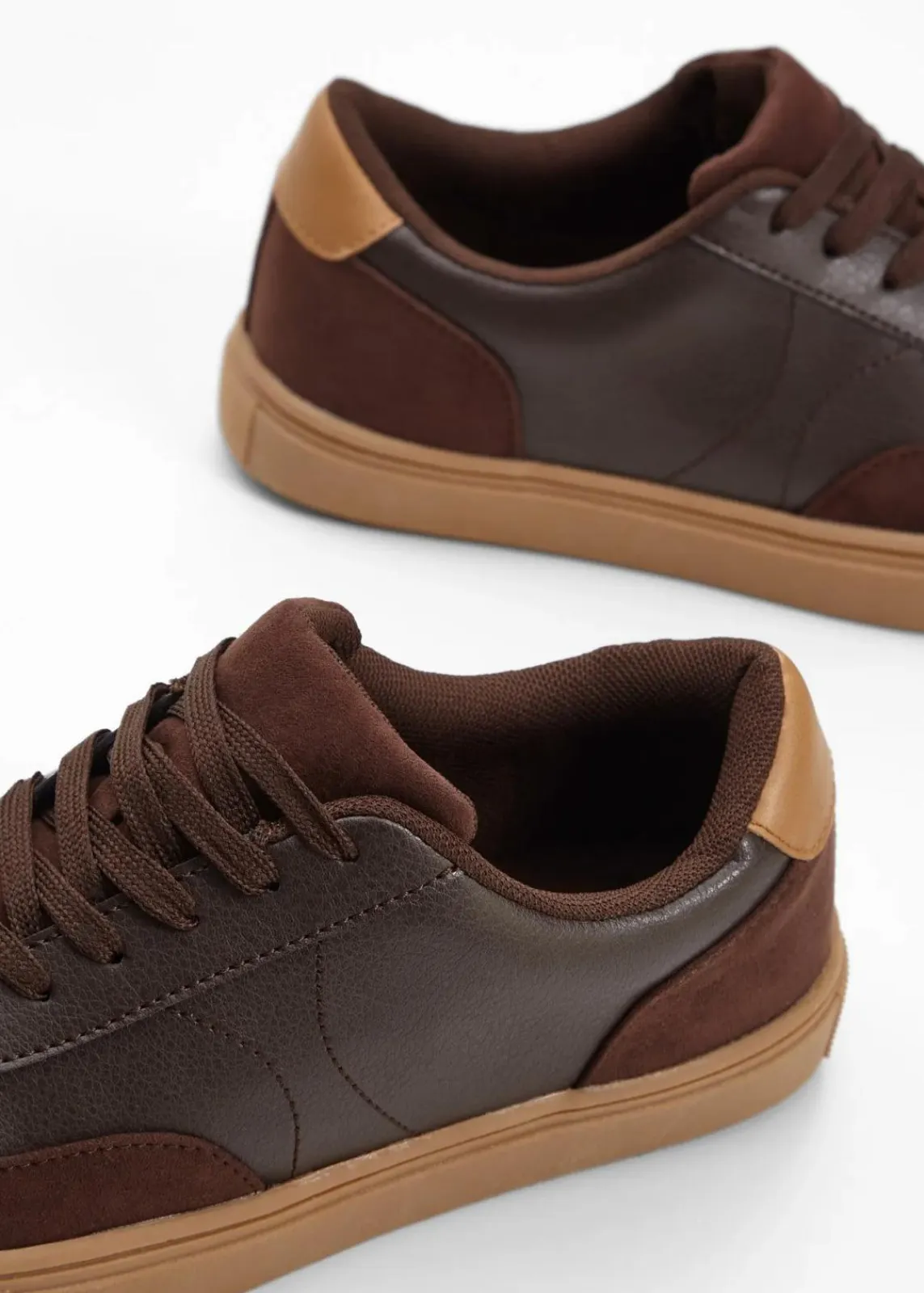 bonprix Sneaker|Sport- & Trekkingschuhe^Sneaker im Retrolook dunkelbraun
