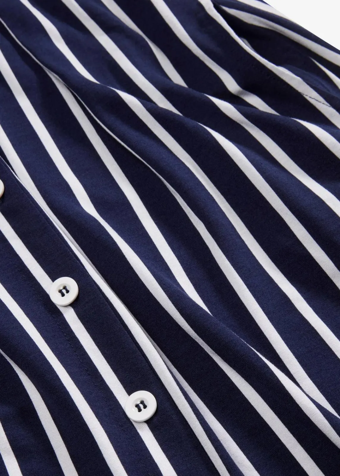 bonprix Kleider|Nachhaltigere Materialien^Sommerliches Jerseykleid mit Knopfleiste und Streifen dunkelblau/weiß gestreift
