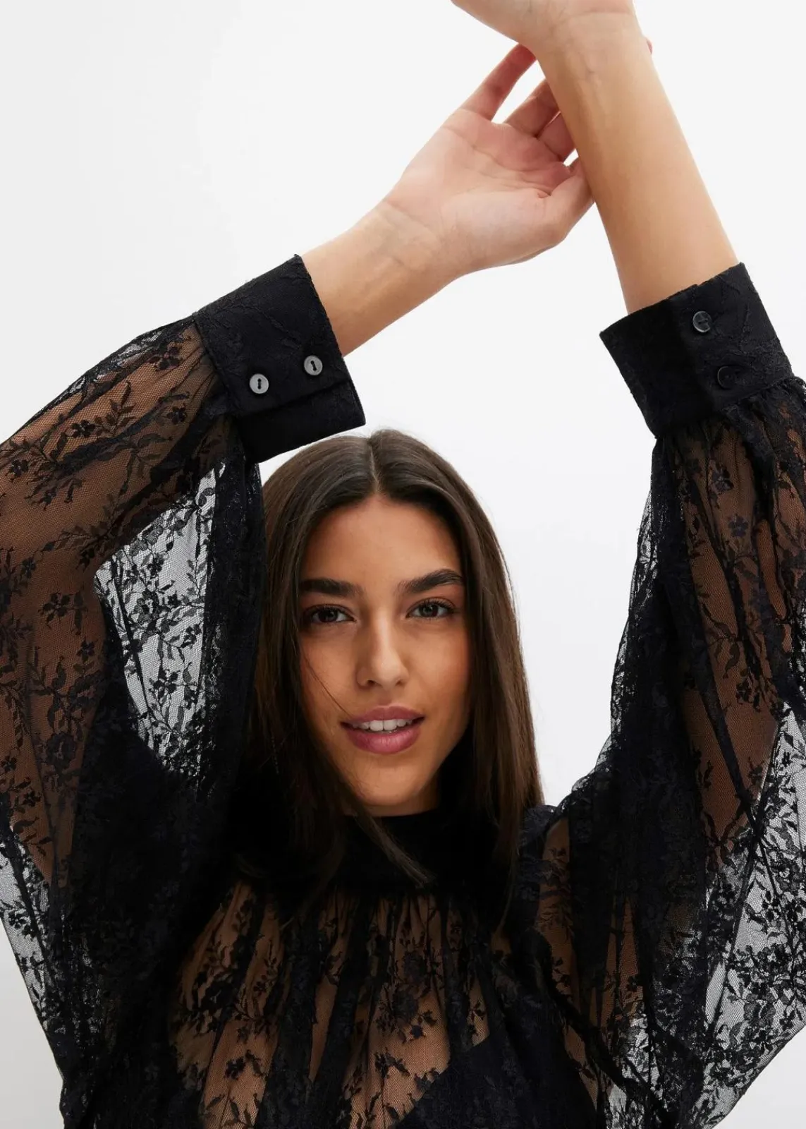 bonprix Bekleidung·Jacken & Mäntel|Blusen & Tuniken^Spitzenbluse mit leichter Transparenz schwarz