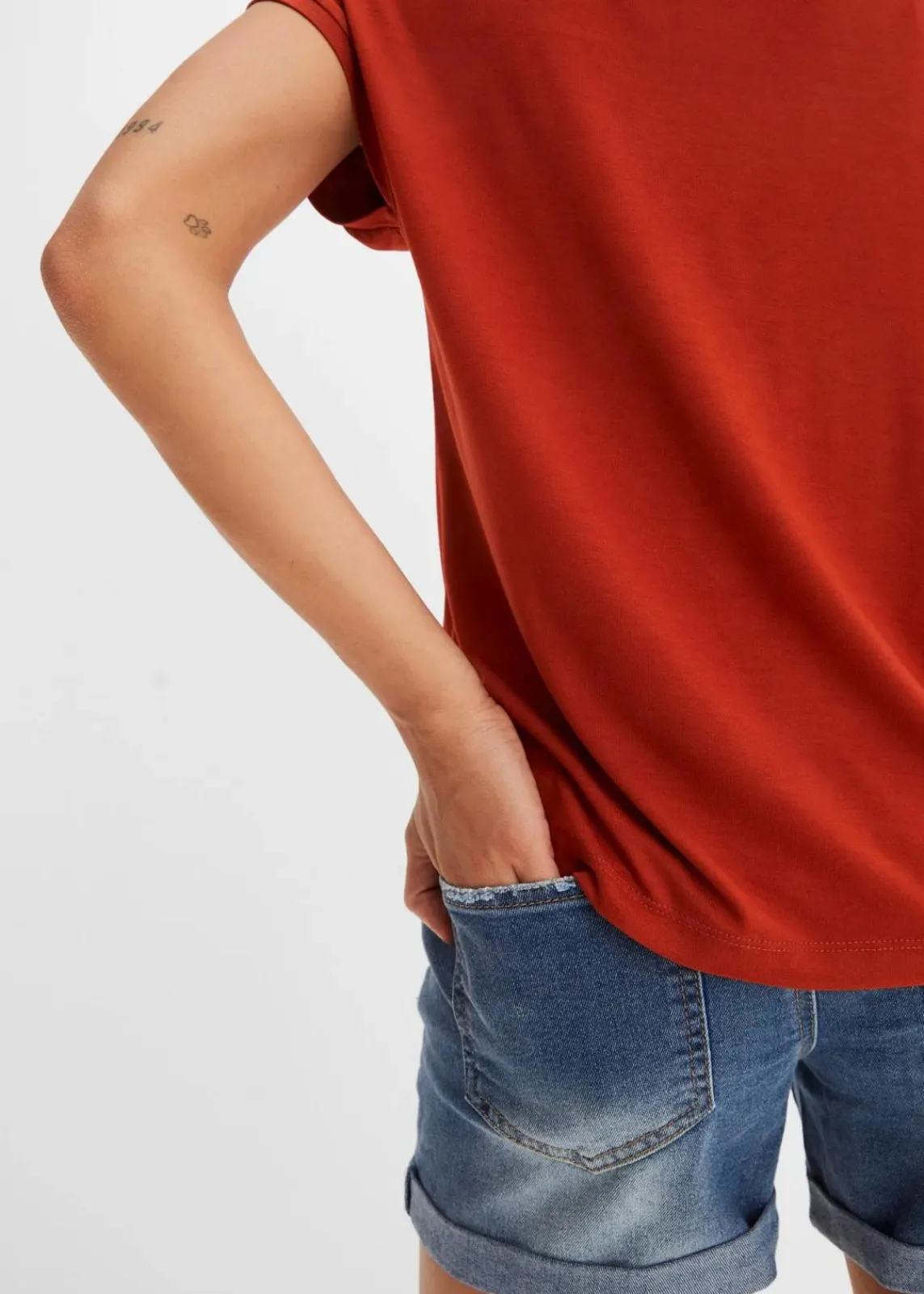 bonprix Shirts & Tops|Nachhaltigere Materialien^Spitzenshirt aus softer Viskose karminrot