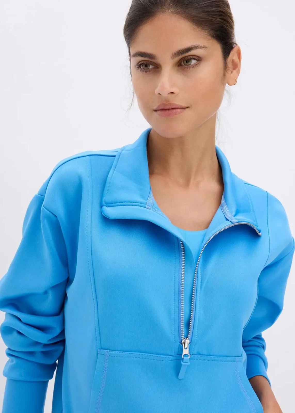 bonprix Jacken & Mäntel|Sportbekleidung^Sport-Jacke mit Stehkragen brilliantblau