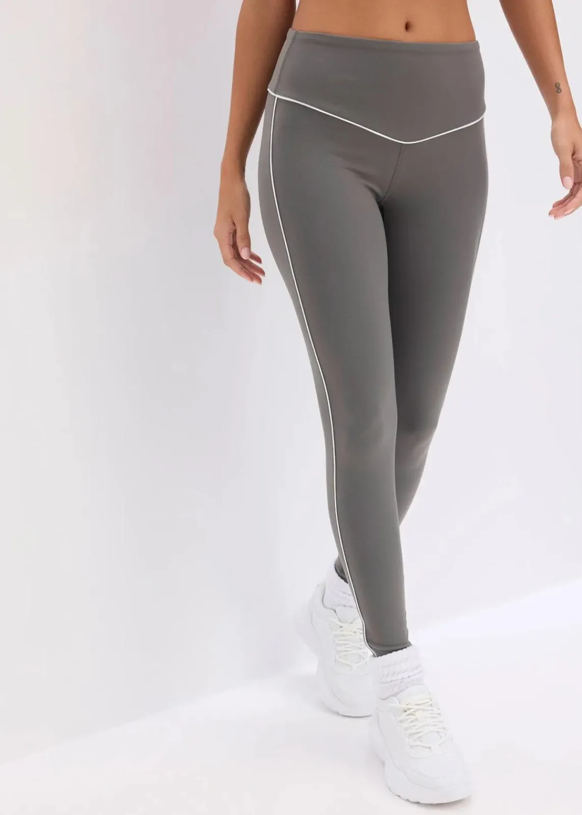 bonprix Bekleidung·Sweat|Bekleidung·Kleider^Sport-Leggings aus stabilem Baumwollgriff granitgrau