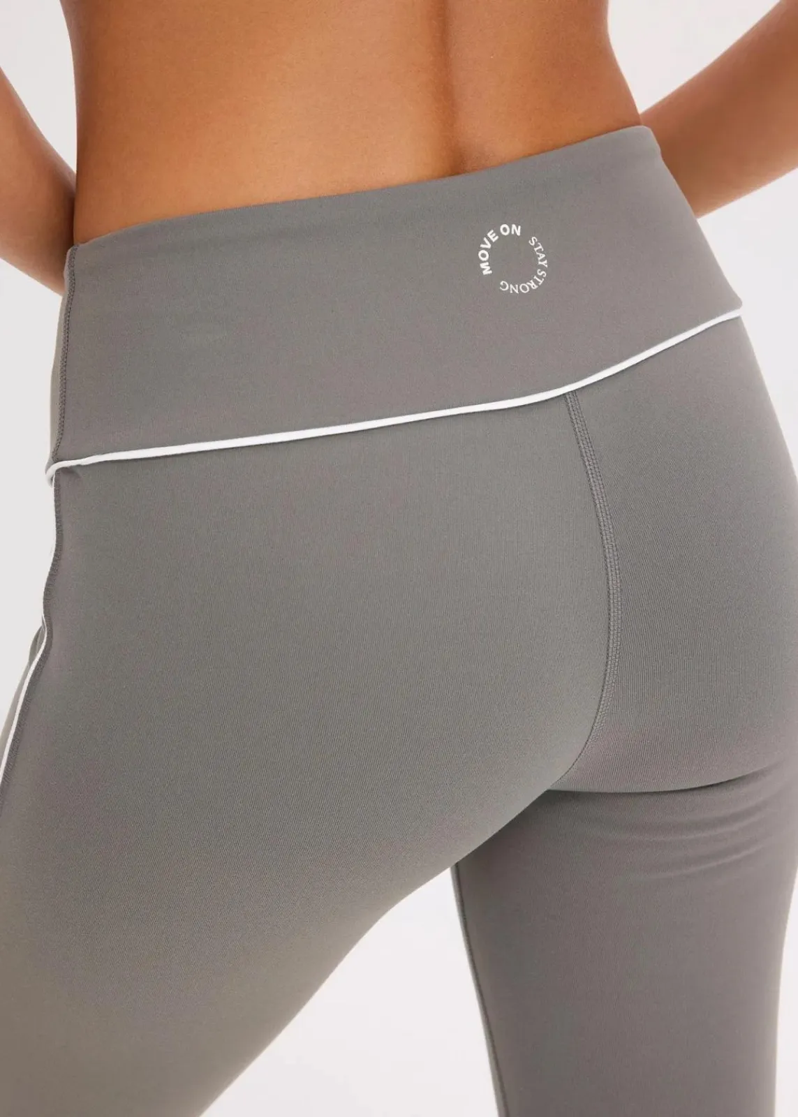 bonprix Bekleidung·Sweat|Bekleidung·Kleider^Sport-Leggings aus stabilem Baumwollgriff granitgrau