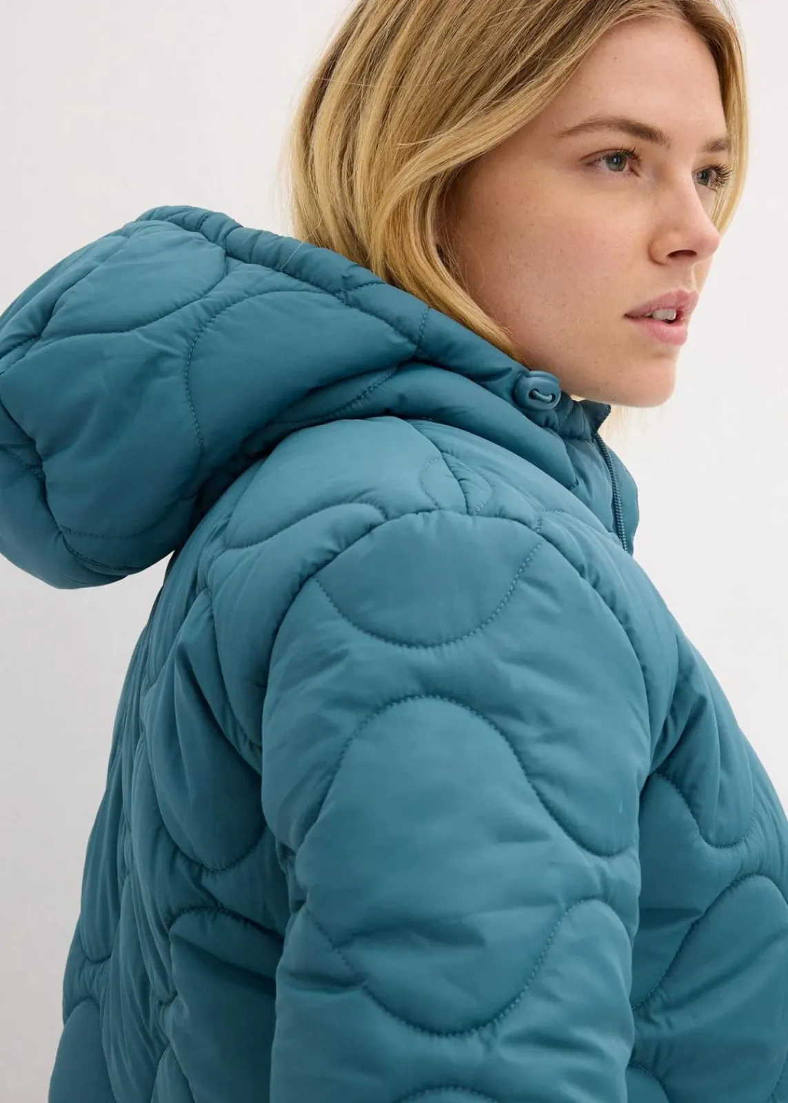 bonprix Bekleidung·Hosen|Nachhaltigere Materialien^Steppjacke mattpetrol