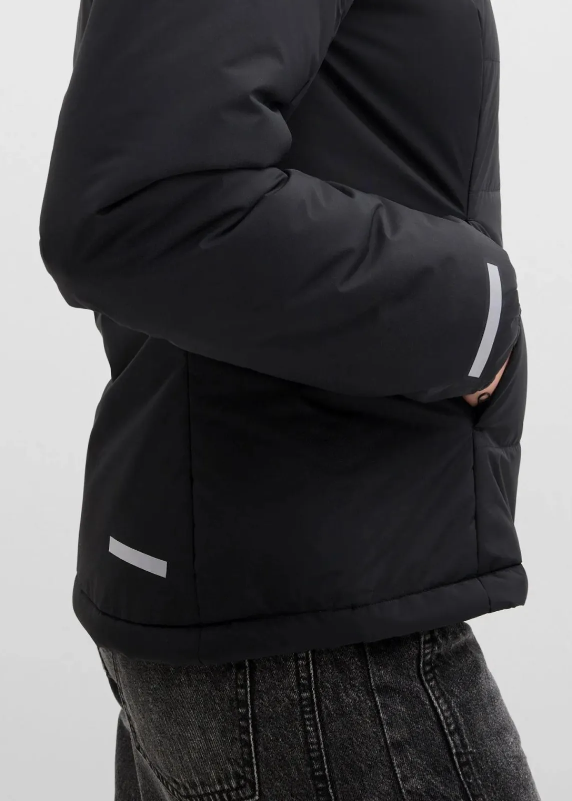 bonprix Jacken & Mäntel|Bekleidung·Hosen^Steppjacke schwarz