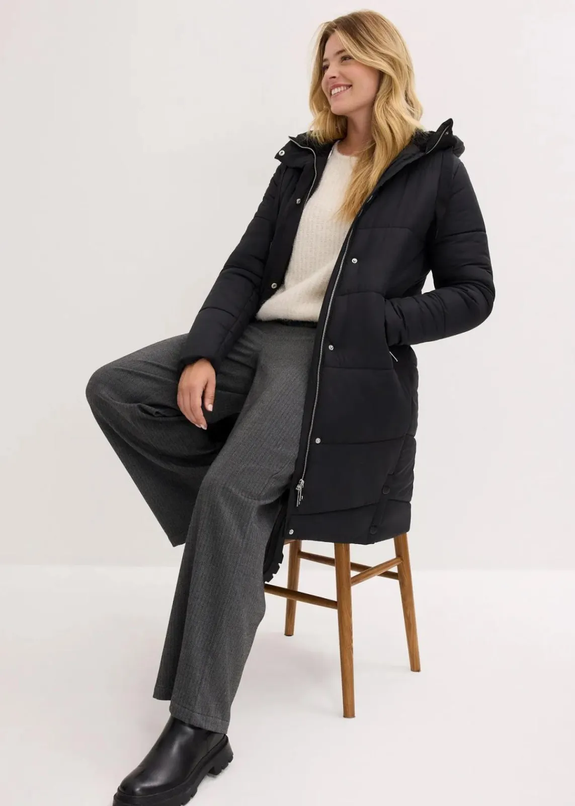 bonprix Jacken & Mäntel|Nachhaltigere Materialien^Steppmantel mit Teddyfutter in der Kapuze dunkelfuchsia