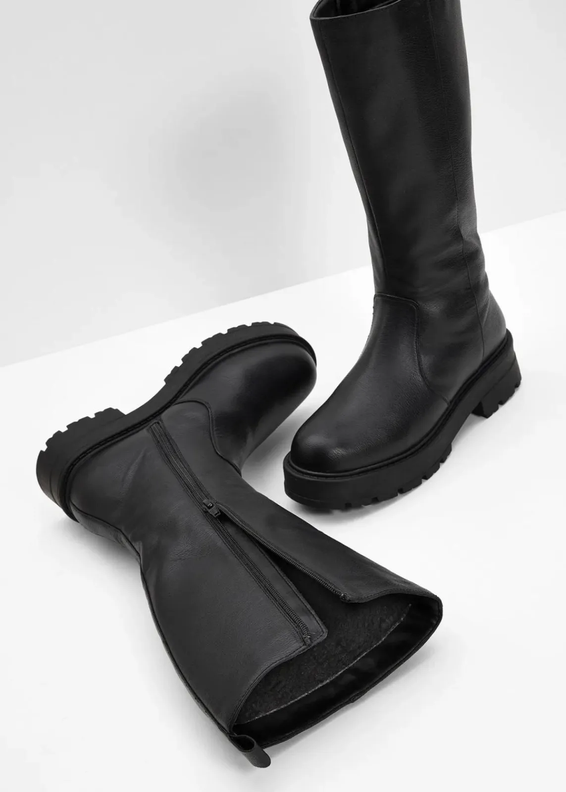bonprix Stiefel|Gefütterte Winterschuhe^Stiefel schwarz