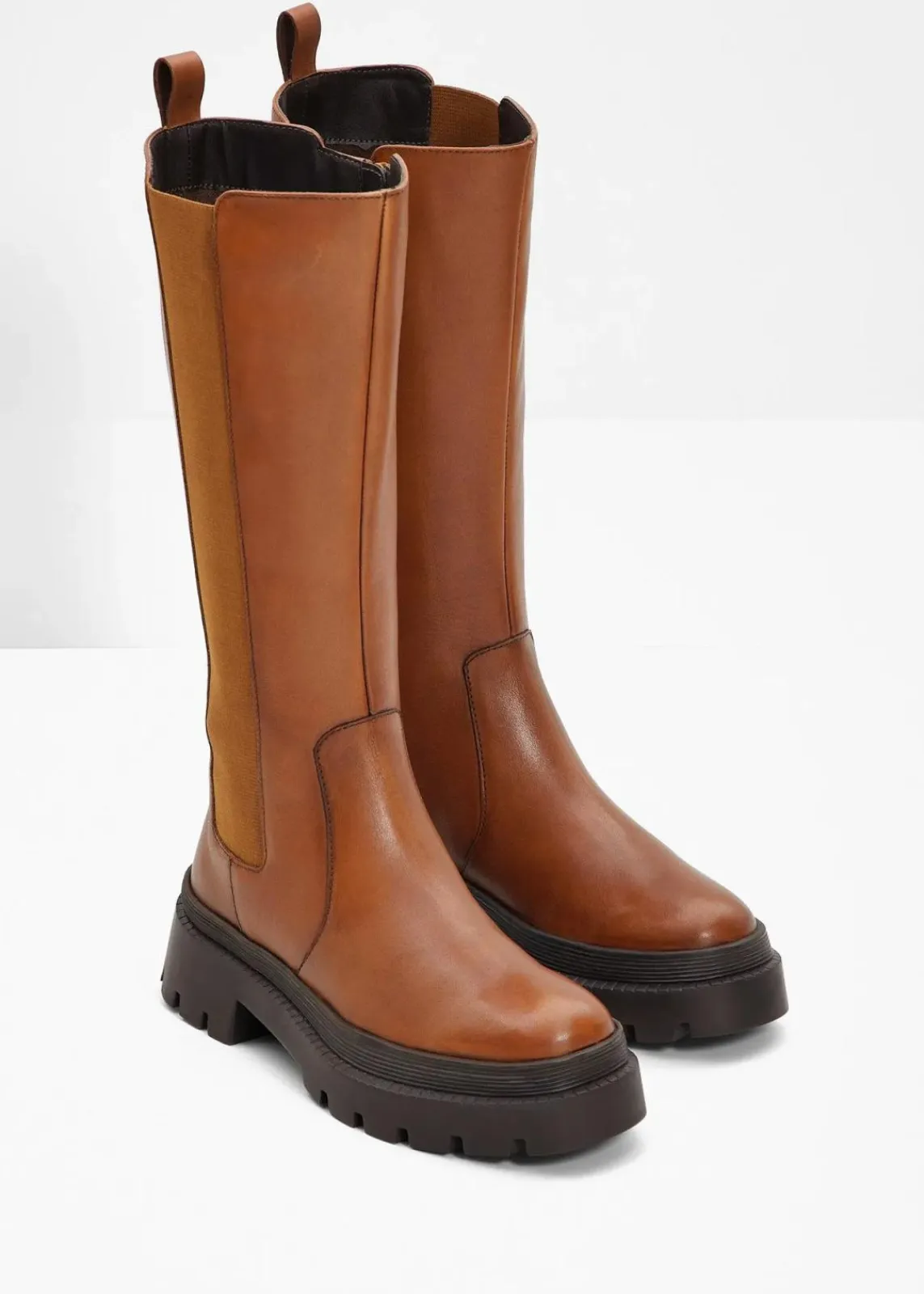 bonprix Stiefel|Schuhe & Accessoires In Spezialgrößen·Elastischer Schaft^Stiefel aus Leder cognac