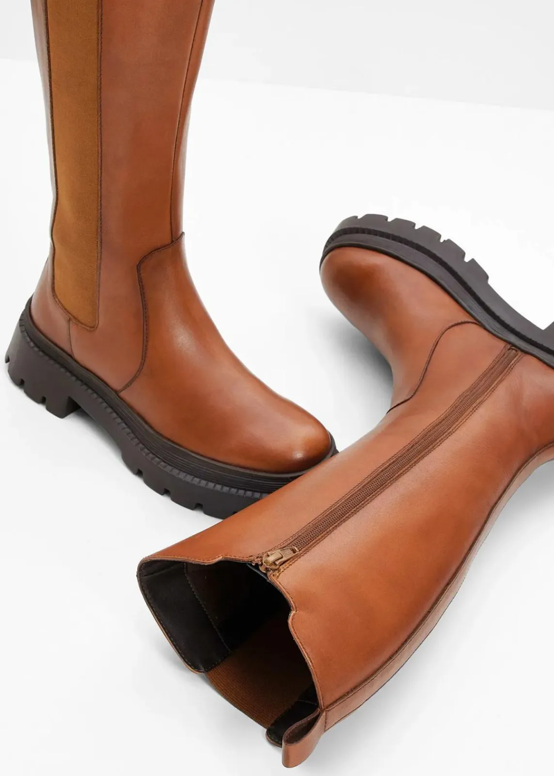 bonprix Stiefel|Schuhe & Accessoires In Spezialgrößen·Elastischer Schaft^Stiefel aus Leder cognac