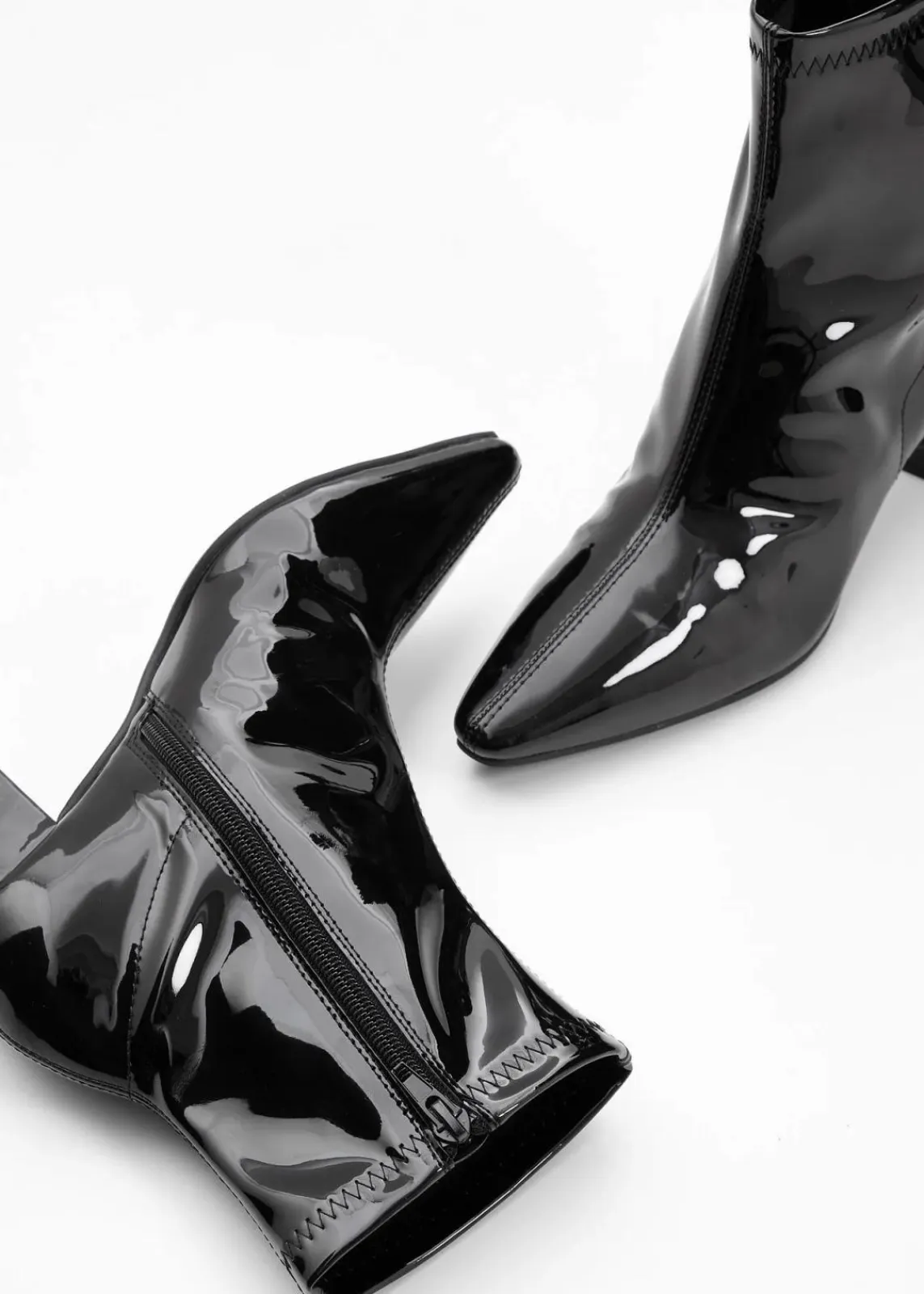 bonprix Stiefeletten|Schuhe & Accessoires In Spezialgrößen·Elastischer Schaft^Stiefeletten schwarz
