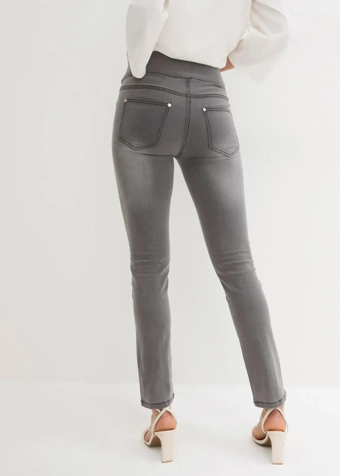 bonprix Jeans|Kurzgrößen^Straight-Jeans Mid Waist, Super Stretch mit Bequembund grey denim