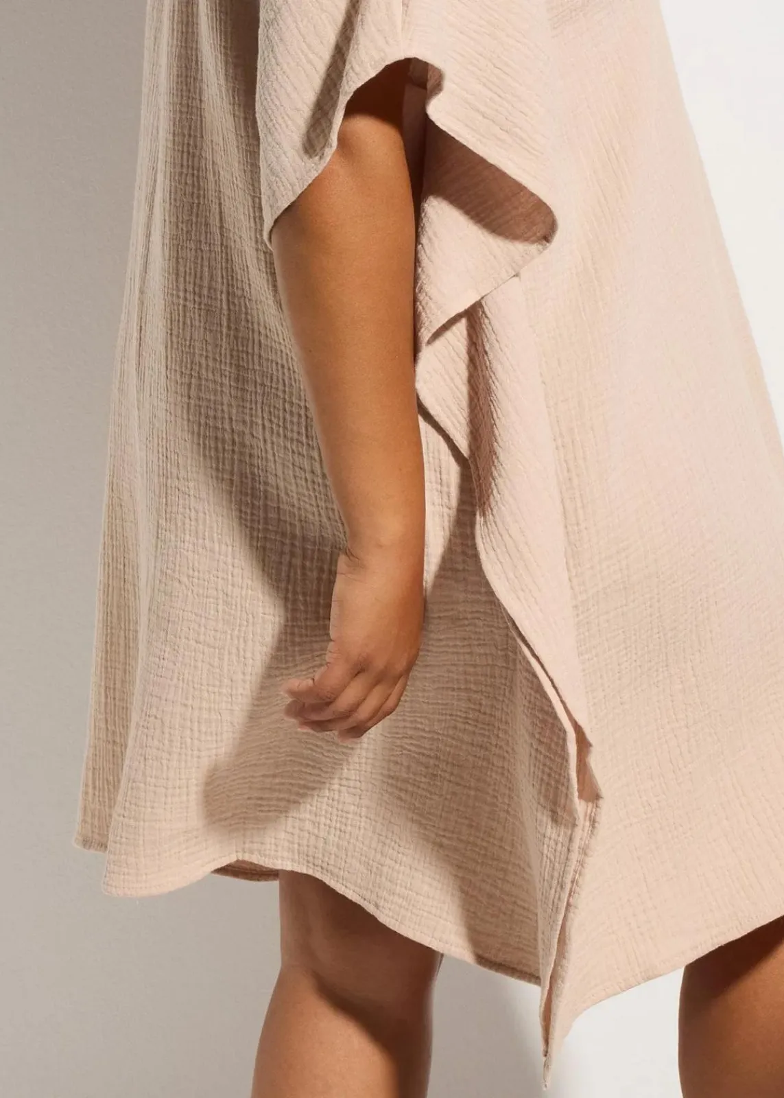 bonprix Kleider|Bekleidung·Pullover & Strickjacken^Strandtunika aus luftigem Musselin kreidebeige