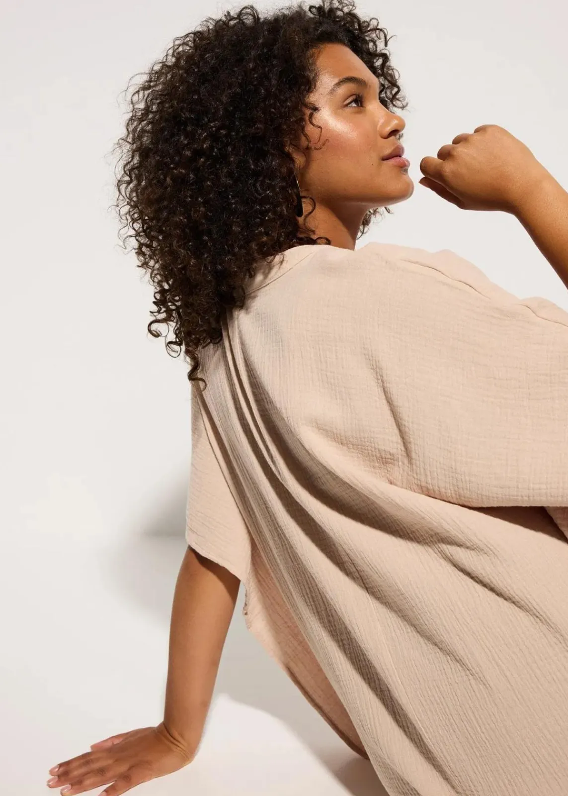 bonprix Kleider|Bekleidung·Pullover & Strickjacken^Strandtunika aus luftigem Musselin kreidebeige