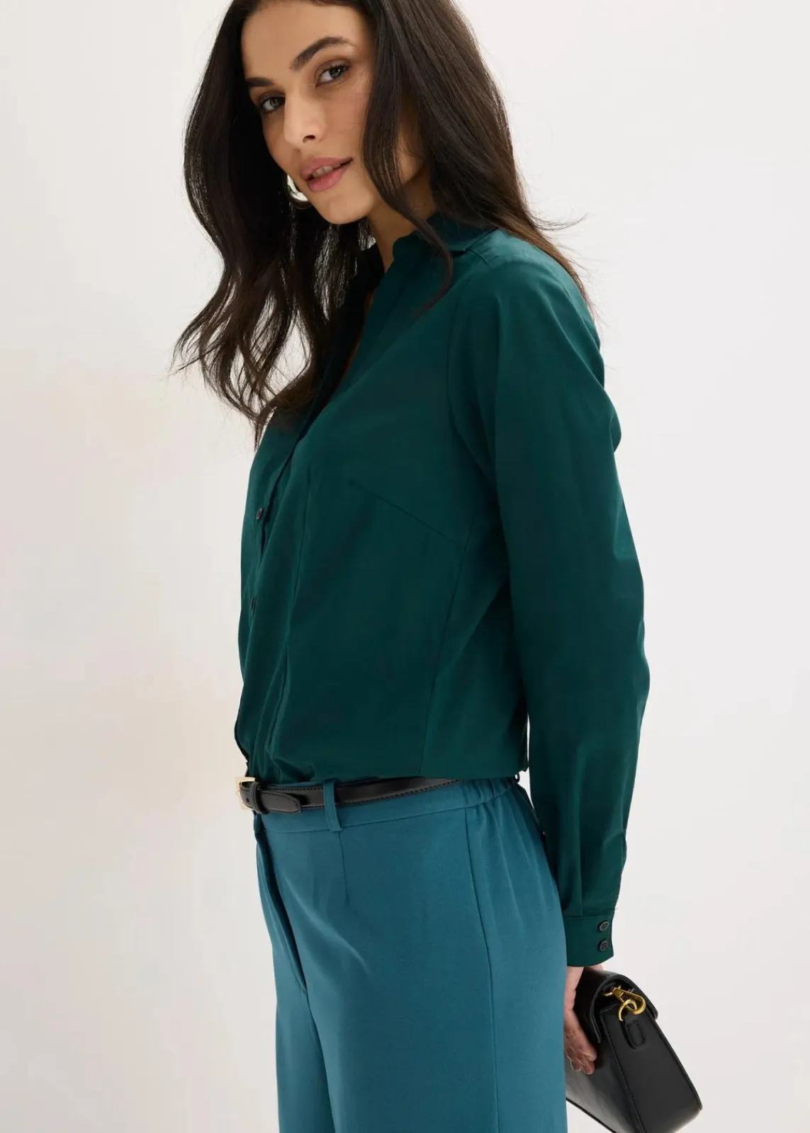 bonprix Bekleidung·Jacken & Mäntel|Blusen & Tuniken^Stretch-Bluse tiefgrün
