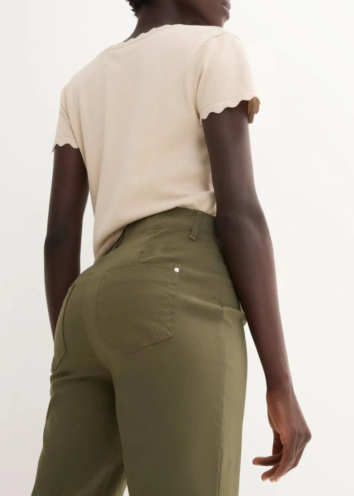 bonprix Hosen^Stretchcapri mit Schlupfbund dunkeloliv