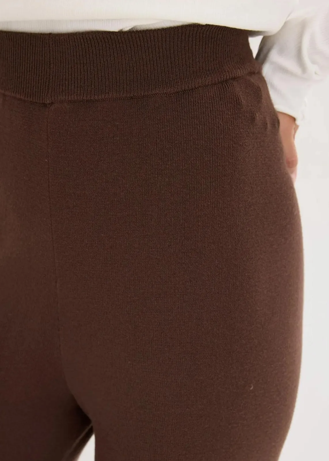 bonprix Bekleidung·Kleider|Hosen^Strickhose aus softem Viskose-Mix braun