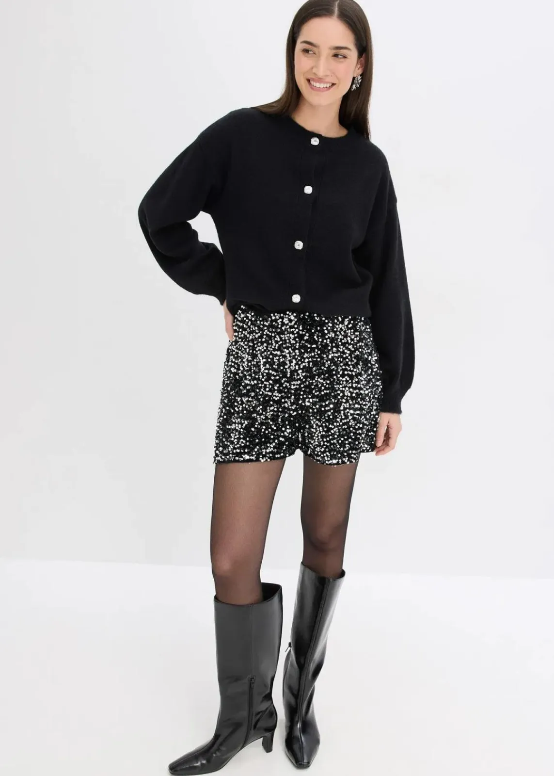 bonprix Bekleidung·Umstandsmode|Bekleidung·Jeans^Strickjacke mit dekorativen Knöpfen schwarz