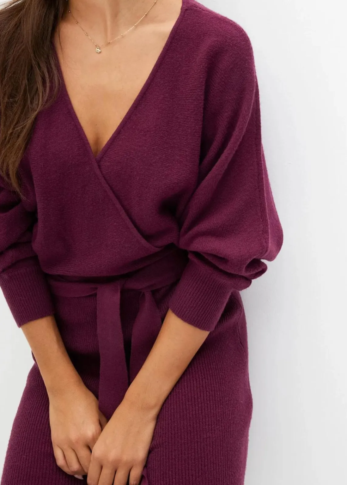 bonprix Nachhaltigere Materialien|Bekleidung·Pullover & Strickjacken^Strickkleid aus Viskose-Mix aubergine