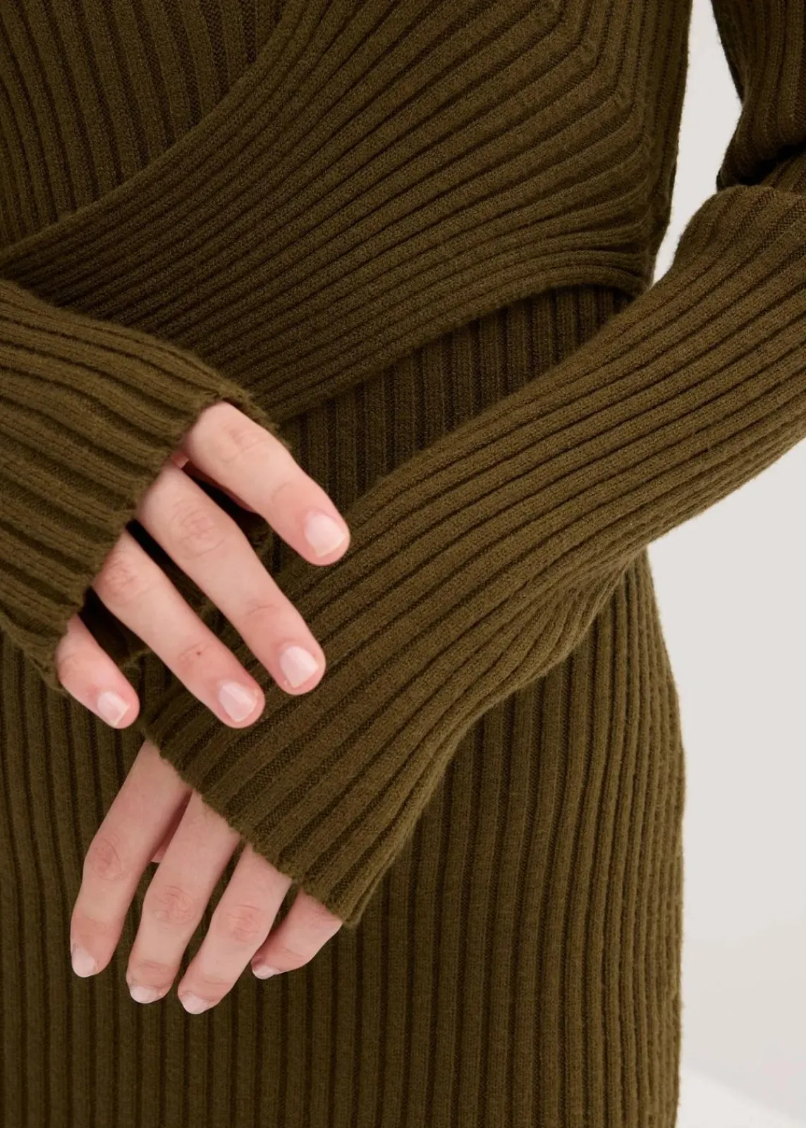 bonprix Bekleidung·Umstandsmode|Bekleidung·Pullover & Strickjacken^Strickkleid aus Viskose-Mix erdoliv