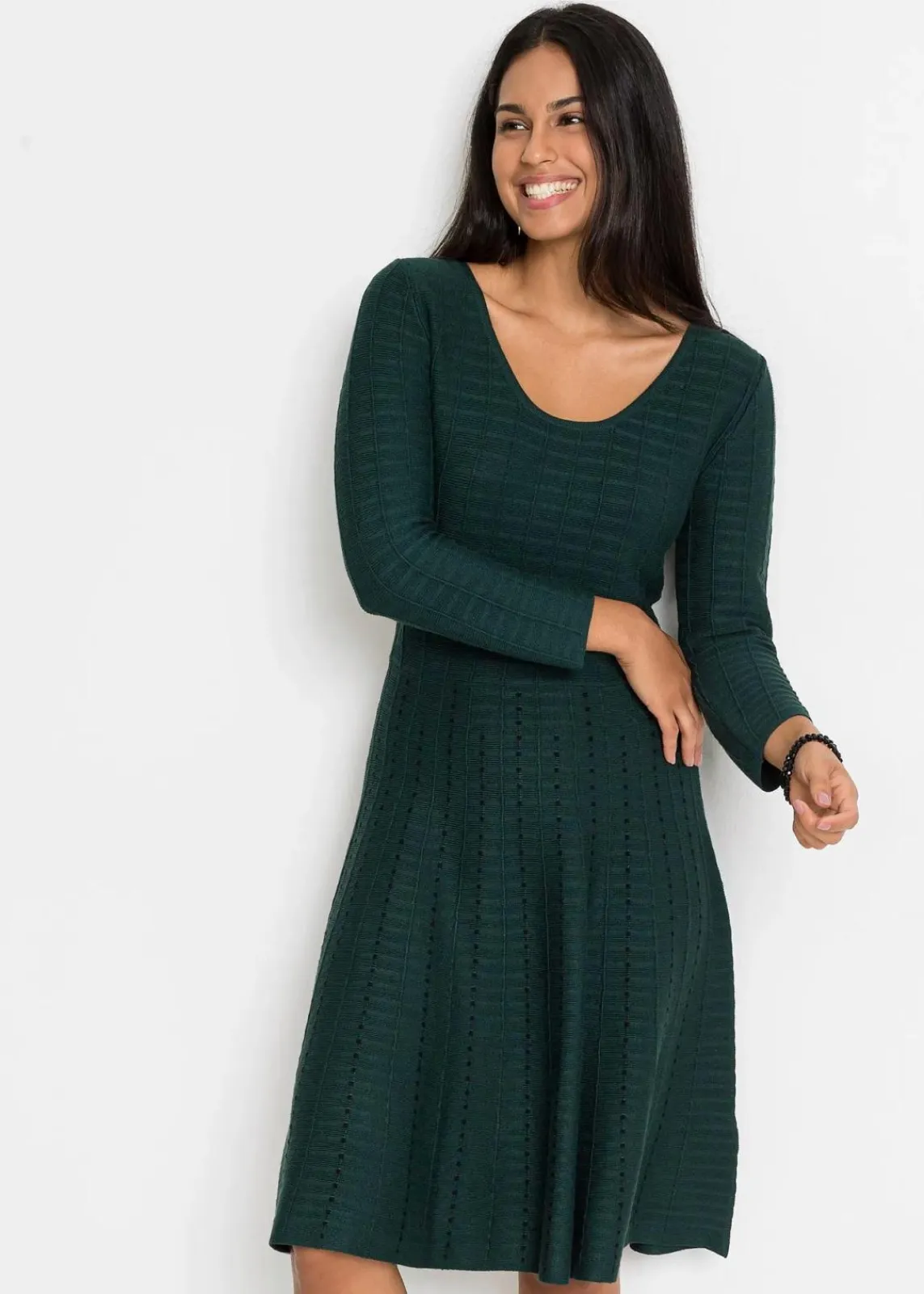 bonprix Bekleidung·Umstandsmode|Strickmode^Strickkleid aus weichem Viskose-Mix tiefgrün/schwarz