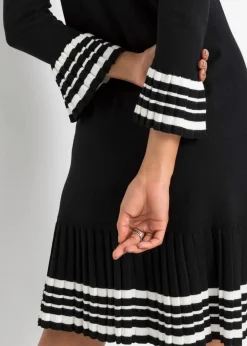 bonprix Bekleidung·Umstandsmode|Bekleidung·Pullover & Strickjacken^Strickkleid aus weichem Viskose- Mix schwarz/wollweiß gestreift