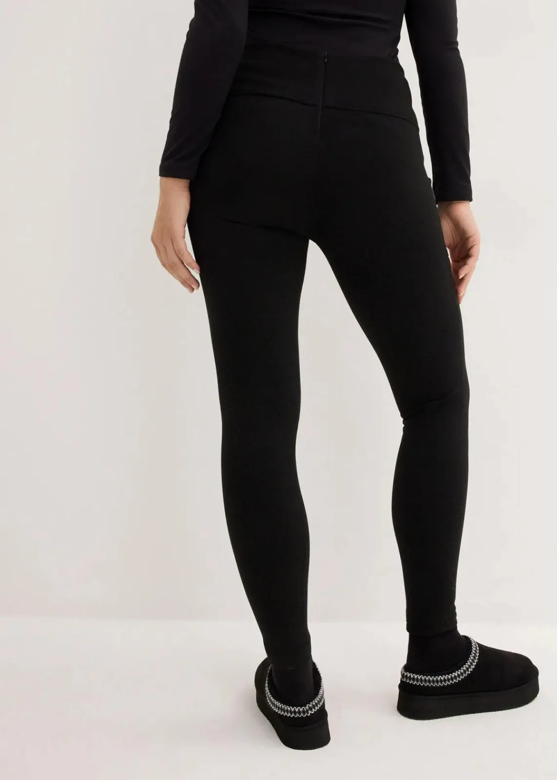 bonprix Bekleidung·Sweat|Bekleidung·Kleider^Super Stretch Thermo-Leggings schwarz