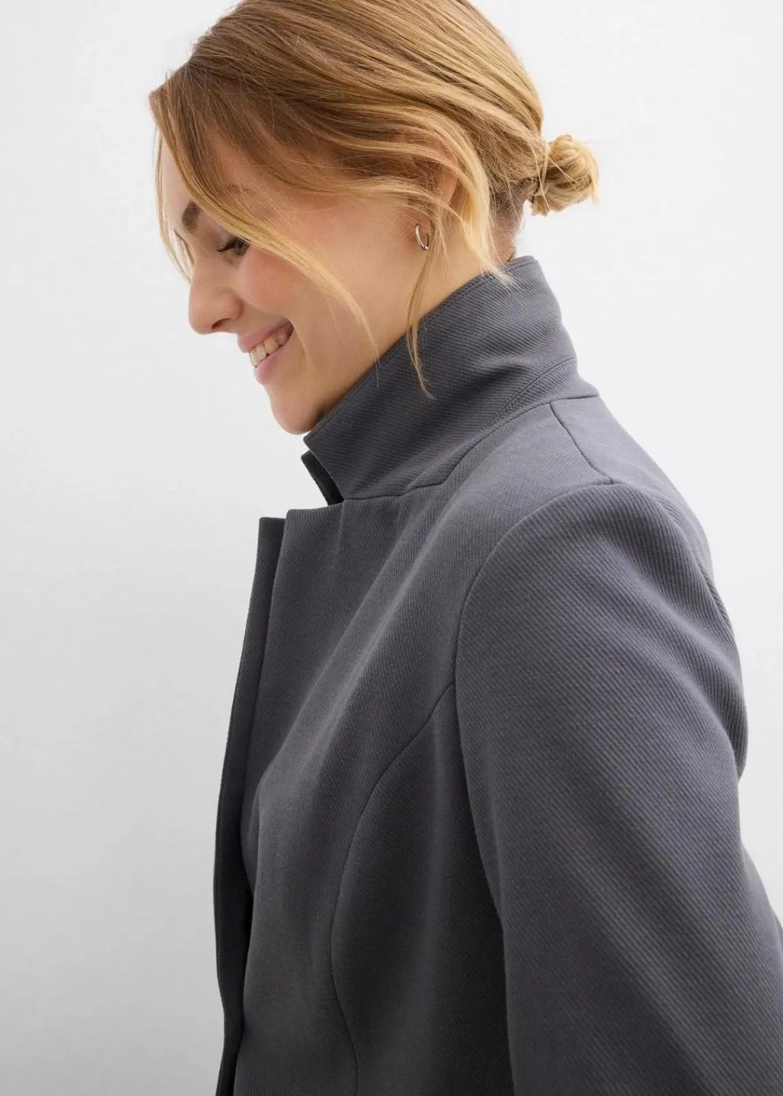bonprix Bekleidung·Basics|Bekleidung·Blusen & Tuniken^Sweatblazer mit fließender Viskose anthrazit