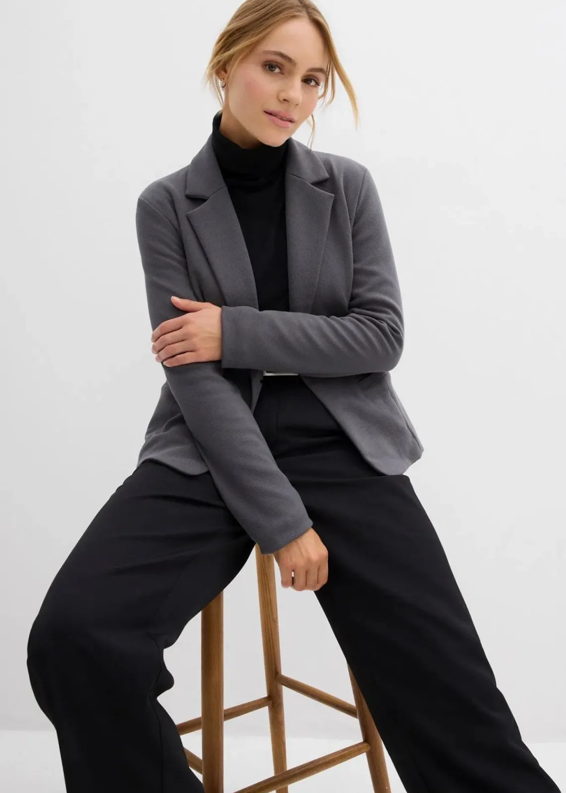 bonprix Bekleidung·Basics|Bekleidung·Blusen & Tuniken^Sweatblazer mit fließender Viskose anthrazit