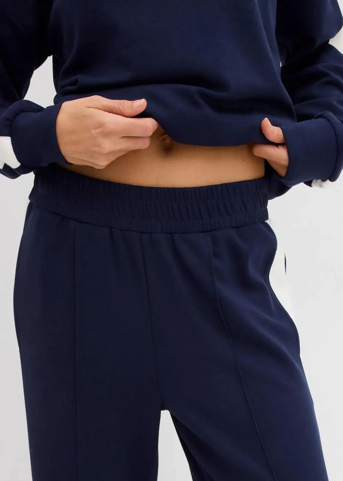 bonprix Hosen|Sweat^Sweathose aus Interlock-Qualität blau