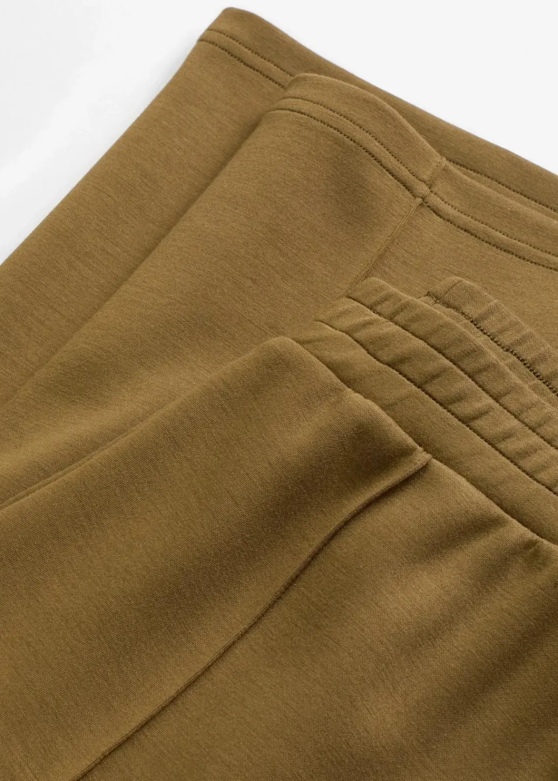 bonprix Hosen|Sweat^Sweathose aus softem Viskose-Mix erdoliv