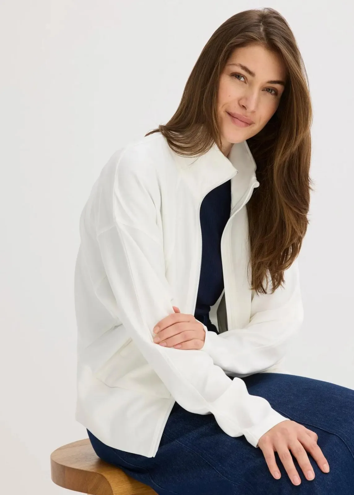 bonprix Bekleidung·Blusen & Tuniken|Sweat^Sweatjacke aus bequemen Punto di Roma wollweiß