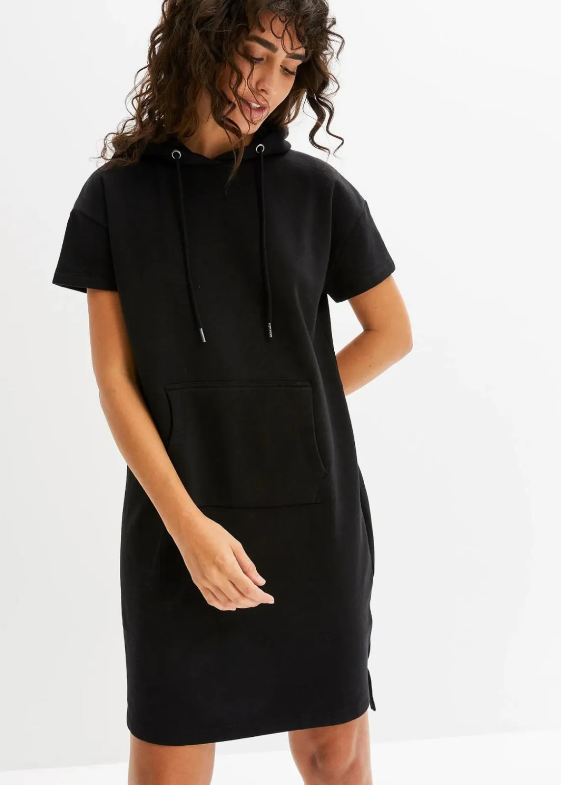 bonprix Bekleidung·Röcke|Bekleidung·Blusen & Tuniken^Sweatkleid mit Kapuze schwarz