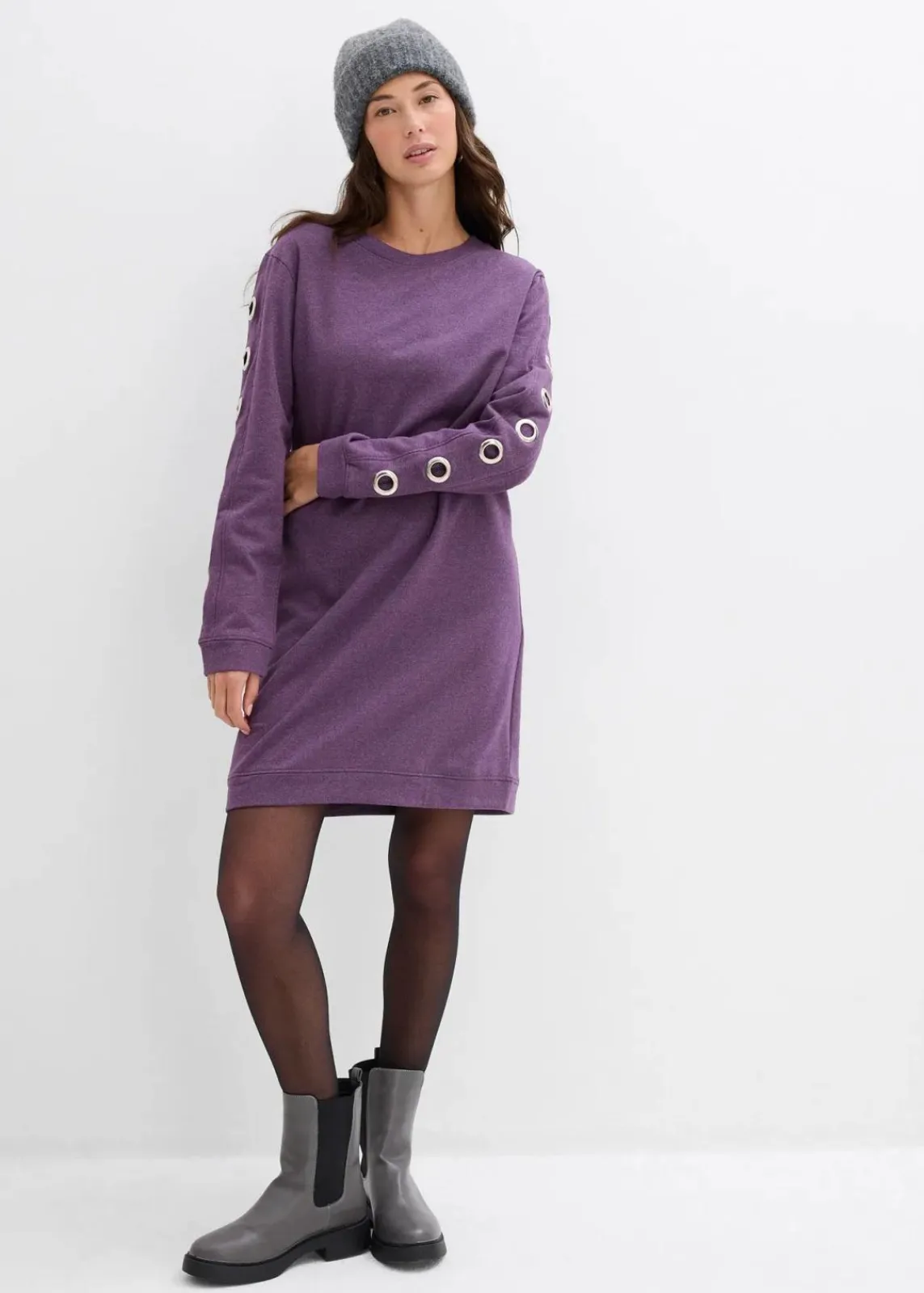 bonprix Bekleidung·Blusen & Tuniken|Bekleidung·Pullover & Strickjacken^Sweatkleid mit Ösen weinbeere