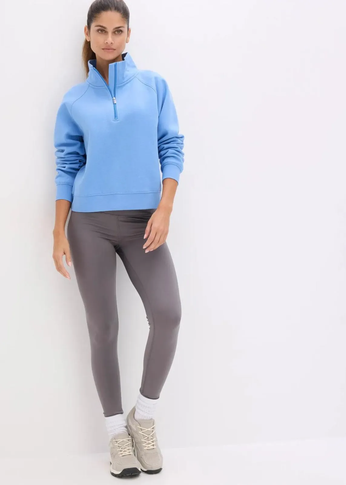 bonprix Bekleidung·Röcke|Bekleidung·Blusen & Tuniken^Sweatshirt aus reiner Bio-Baumwolle mittelblau