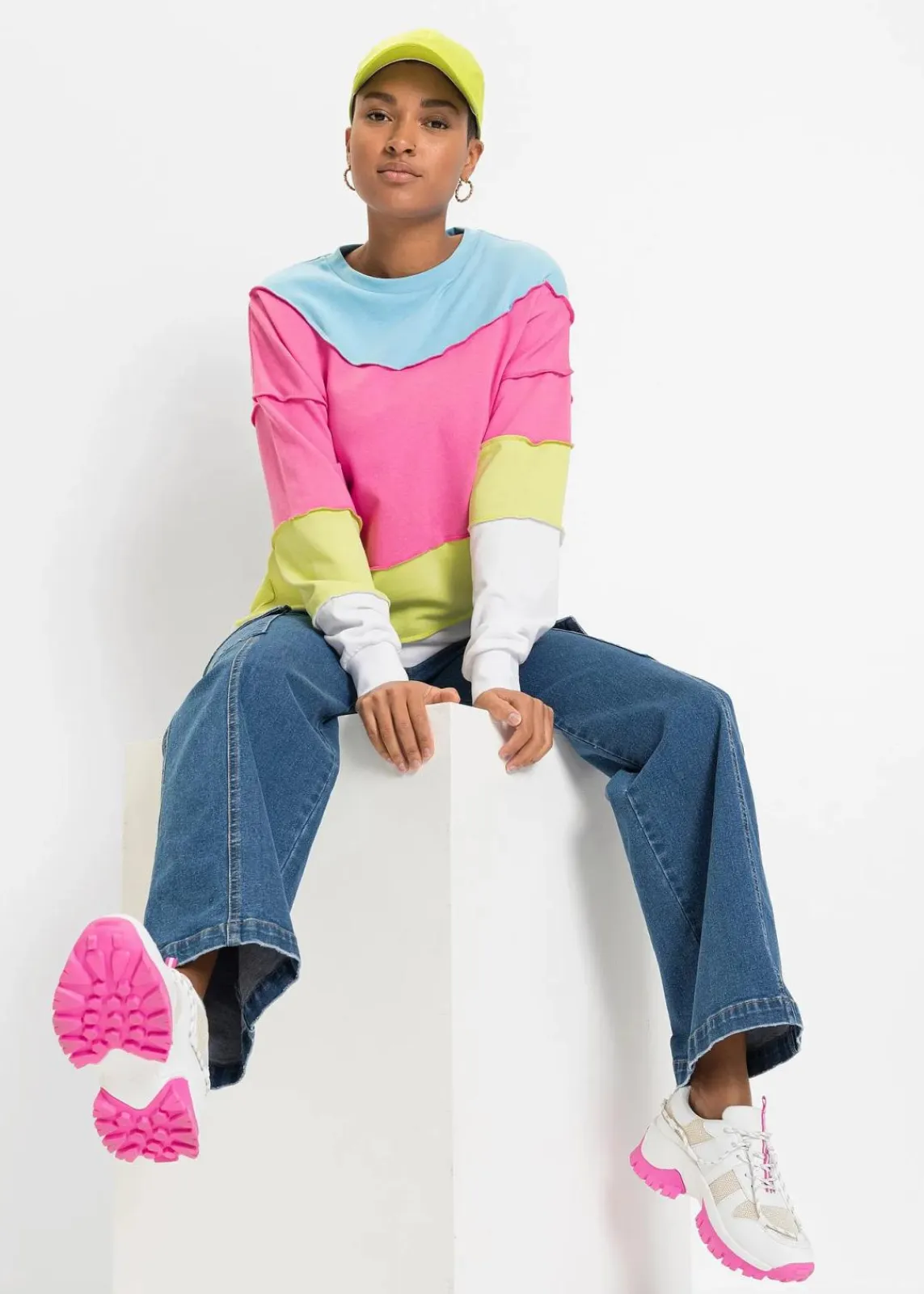bonprix Bekleidung·Blusen & Tuniken|Nachhaltigere Materialien^Sweatshirt aus weichem Baumwoll-Mix flamingopink/mintgrün gestreift