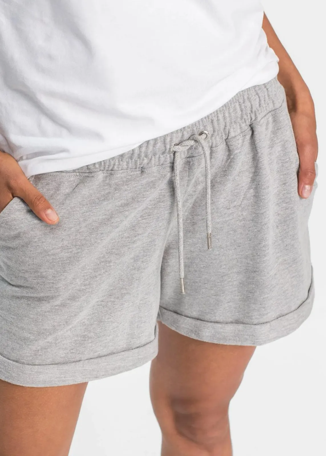 bonprix Nachhaltigere Materialien|Hosen^Sweat-Shorts hellgrau meliert